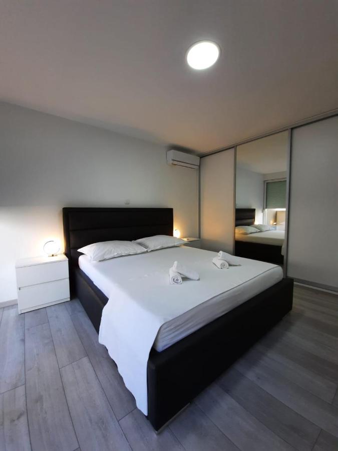 Vice Apartamento Omiš Exterior foto